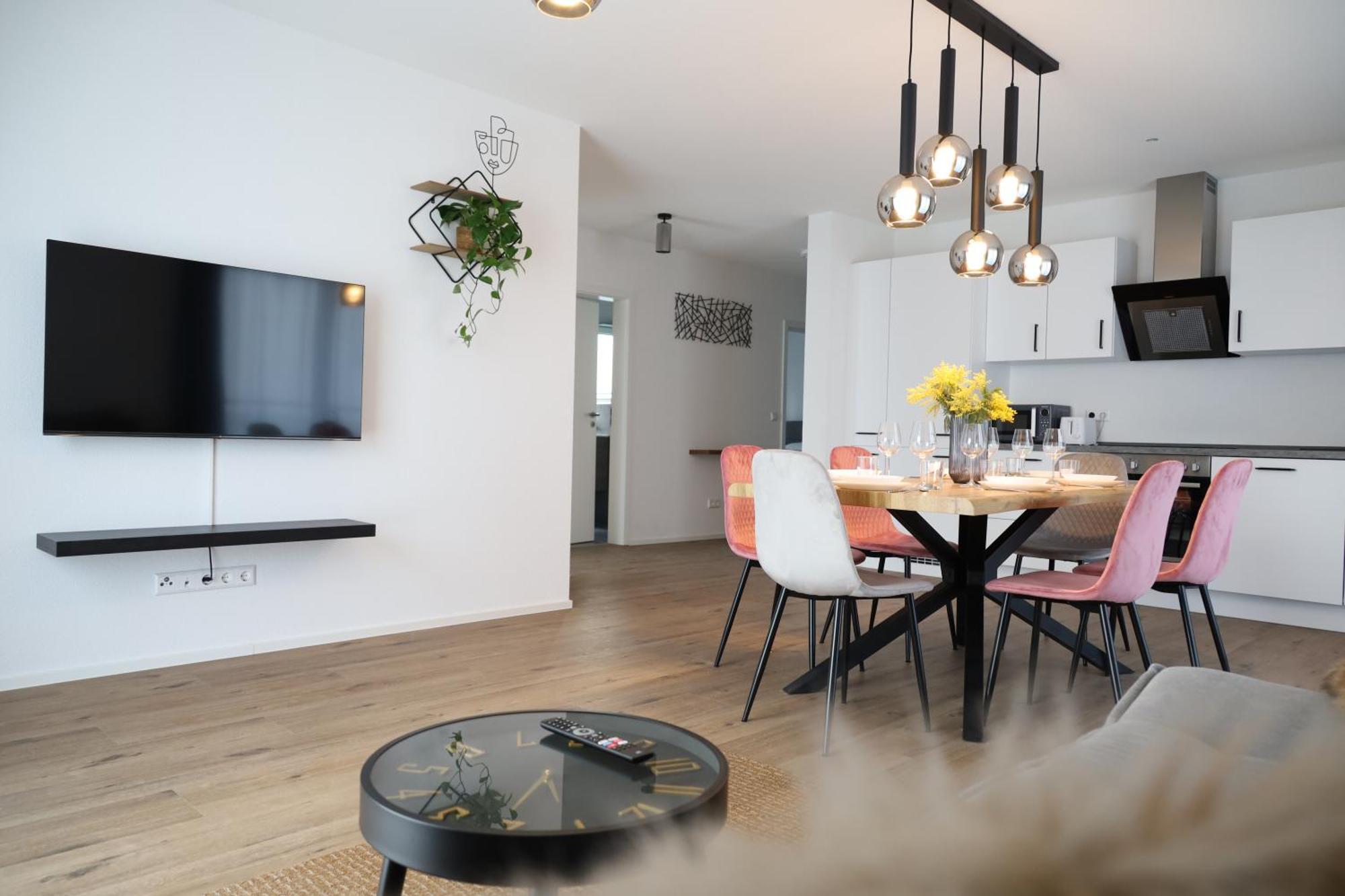 Schluessel Apartments Лар Экстерьер фото