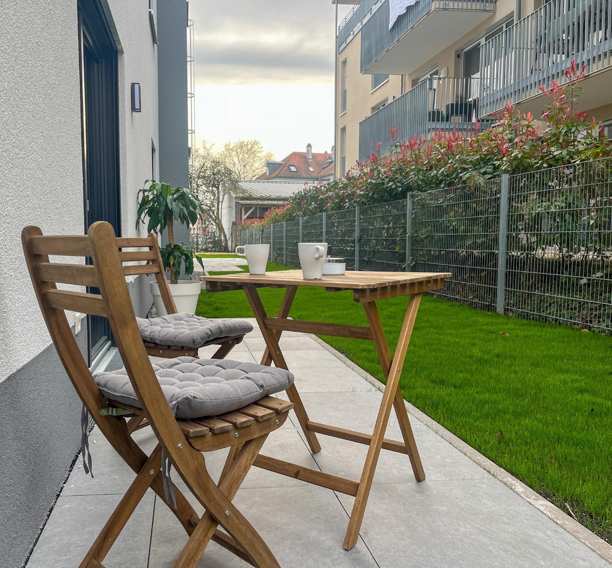 Schluessel Apartments Лар Экстерьер фото